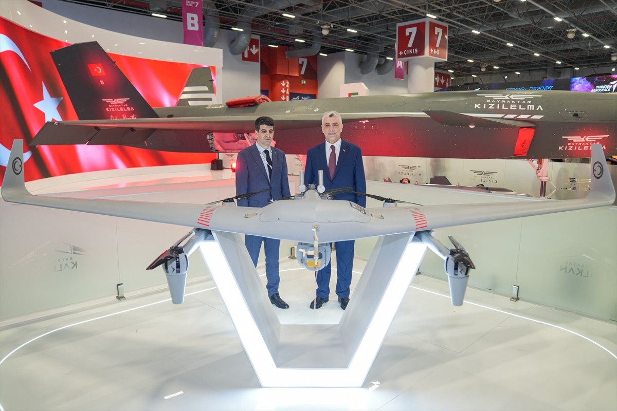 Ticaret Bakanı Ömer Bolat, Anadolu Ajansının (AA) "Global İletişim Ortağı" olduğu, Milli Savunma...