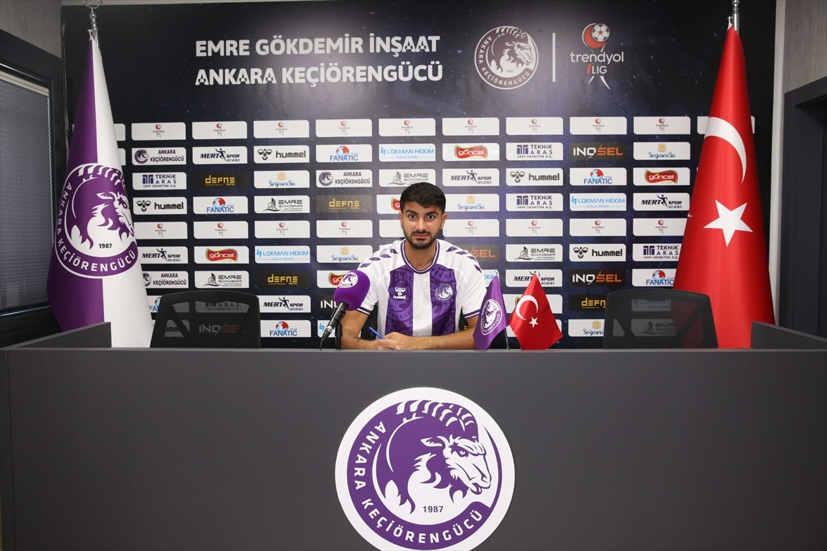 Trendyol 1. Lig ekibi Emre Gökdemir İnşaat Ankara Keçiörengücü, orta saha oyuncusu İshak...