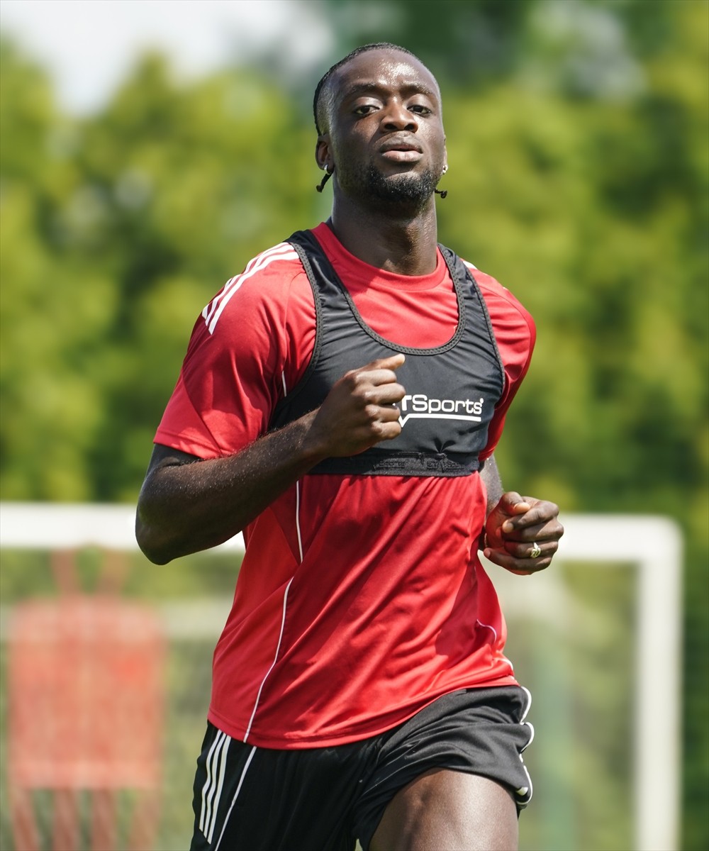 Trendyol Süper Lig ekiplerinden Gaziantep FK, yeni sezon hazırlıklarını Sırbistan'ın başkenti...