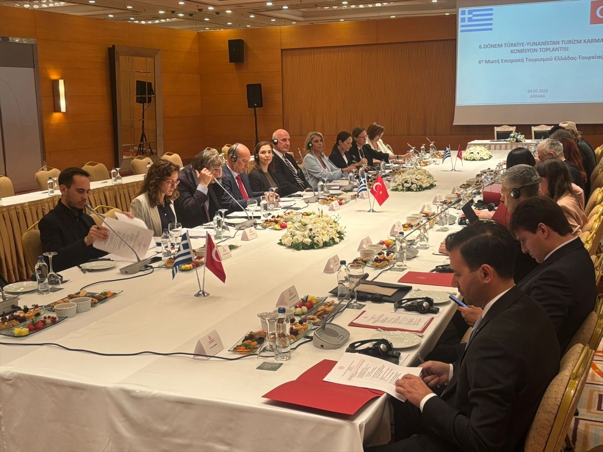 Türkiye ile Yunanistan arasında turizmde işbirliğini güçlendirecek protokol imzalandı.