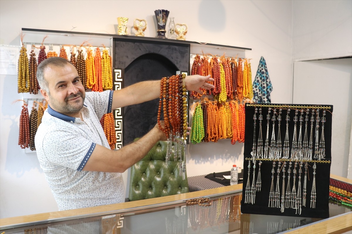 Adana Valiliği himayesinde 11-14 Eylül'de düzenlenecek "4. Tesbih ve Doğal Taşlar Fuarı"nın...