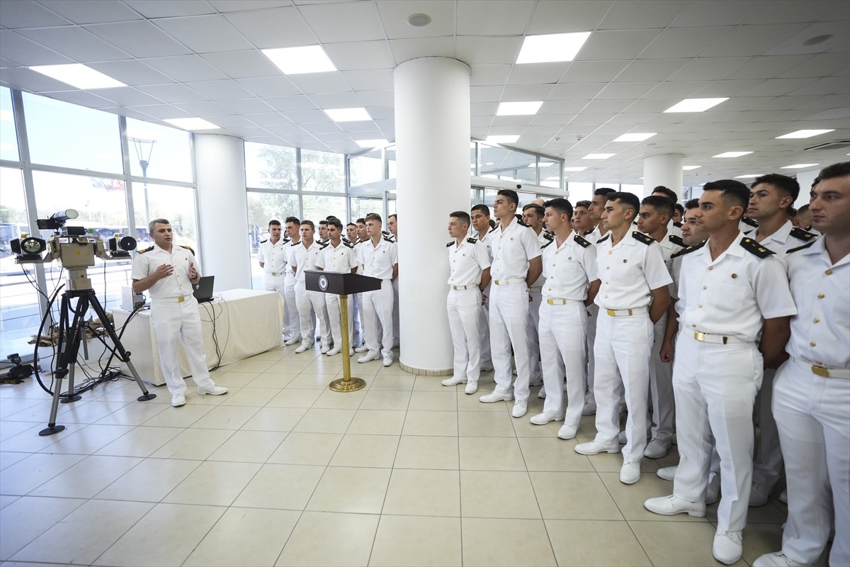 Anadolu Ajansının (AA) Global İletişim Ortağı olduğu, Türkiye Teknoloji Takımı Vakfı (T3 Vakfı)...