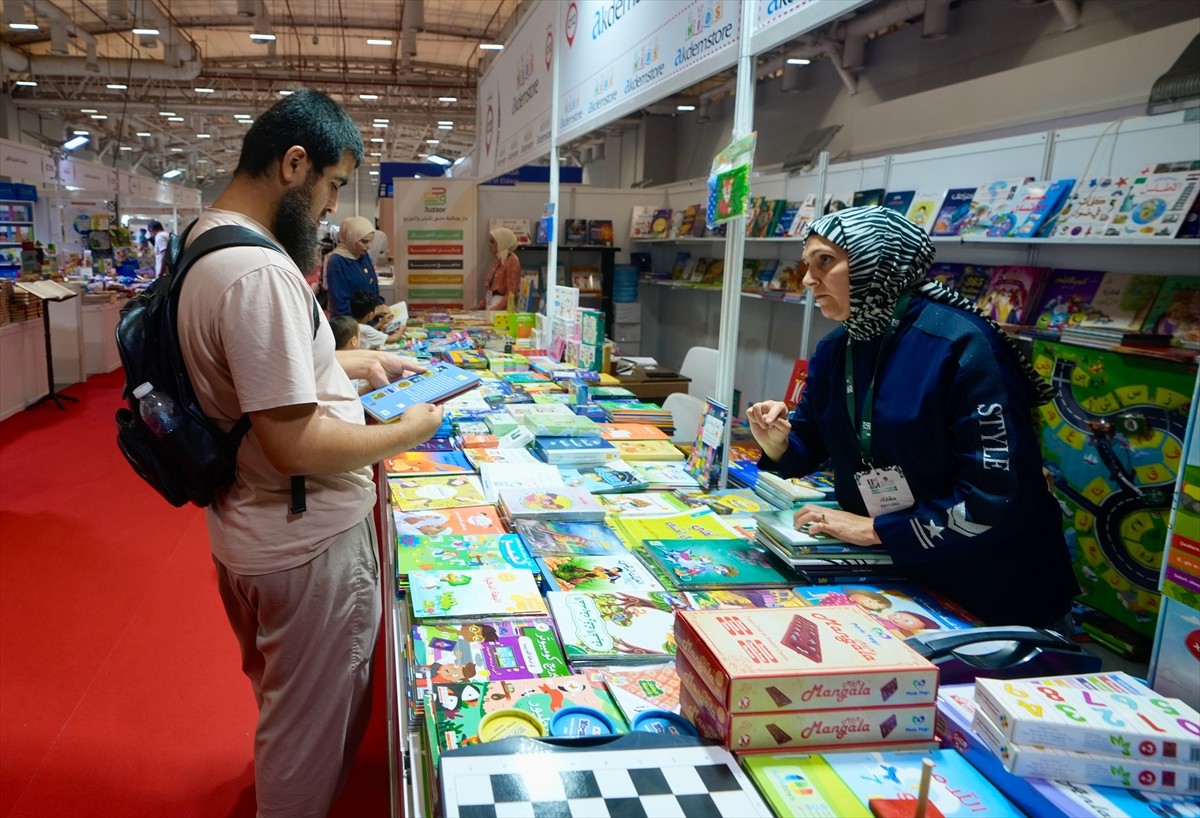 Bu yıl 10. kez gerçekleştirilen "Uluslararası İstanbul Arapça Kitap Fuarı", yurt içinden ve yurt...