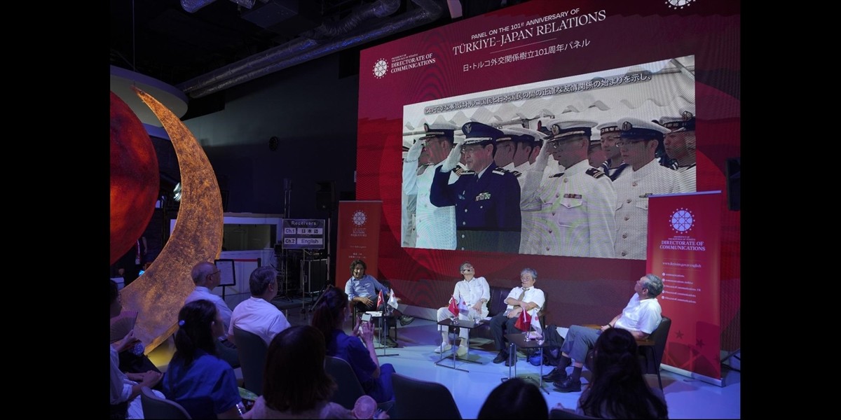 Cumhurbaşkanlığı İletişim Başkanlığı, Japonya'nın Osaka kentinde "101. Yılında Türkiye-Japonya...