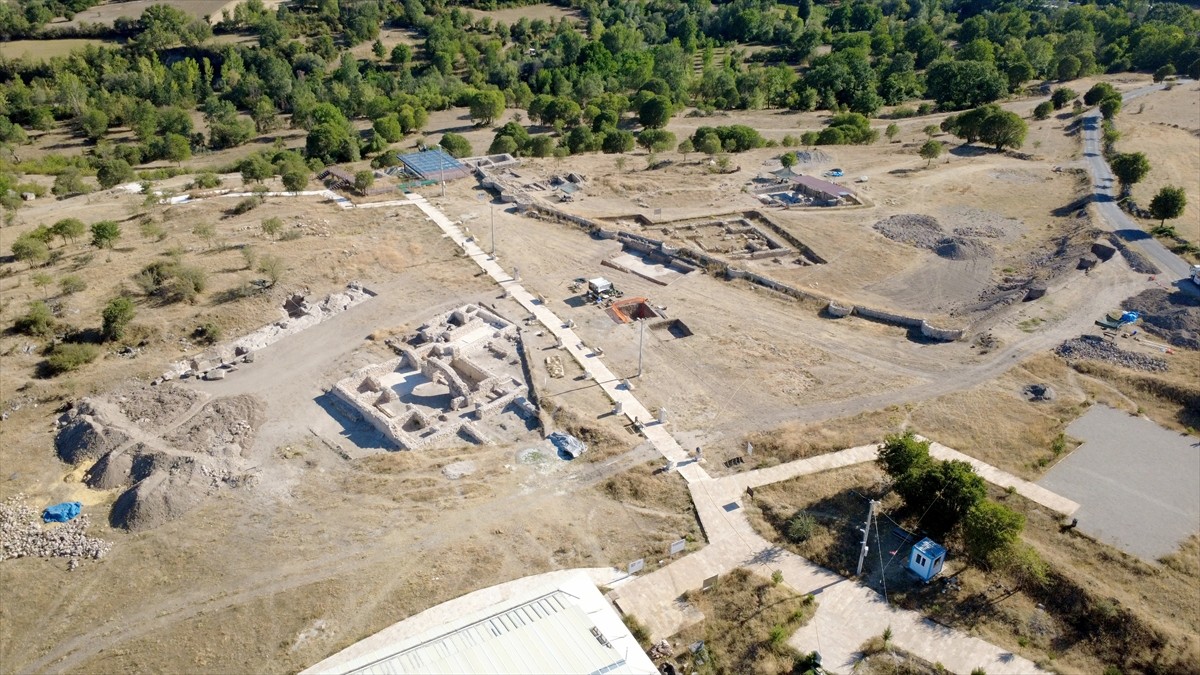 Karabük'ün Eskipazar ilçesinde düzenlenen Uluslararası Sanat Terapisi Çalıştayı sona erdi....