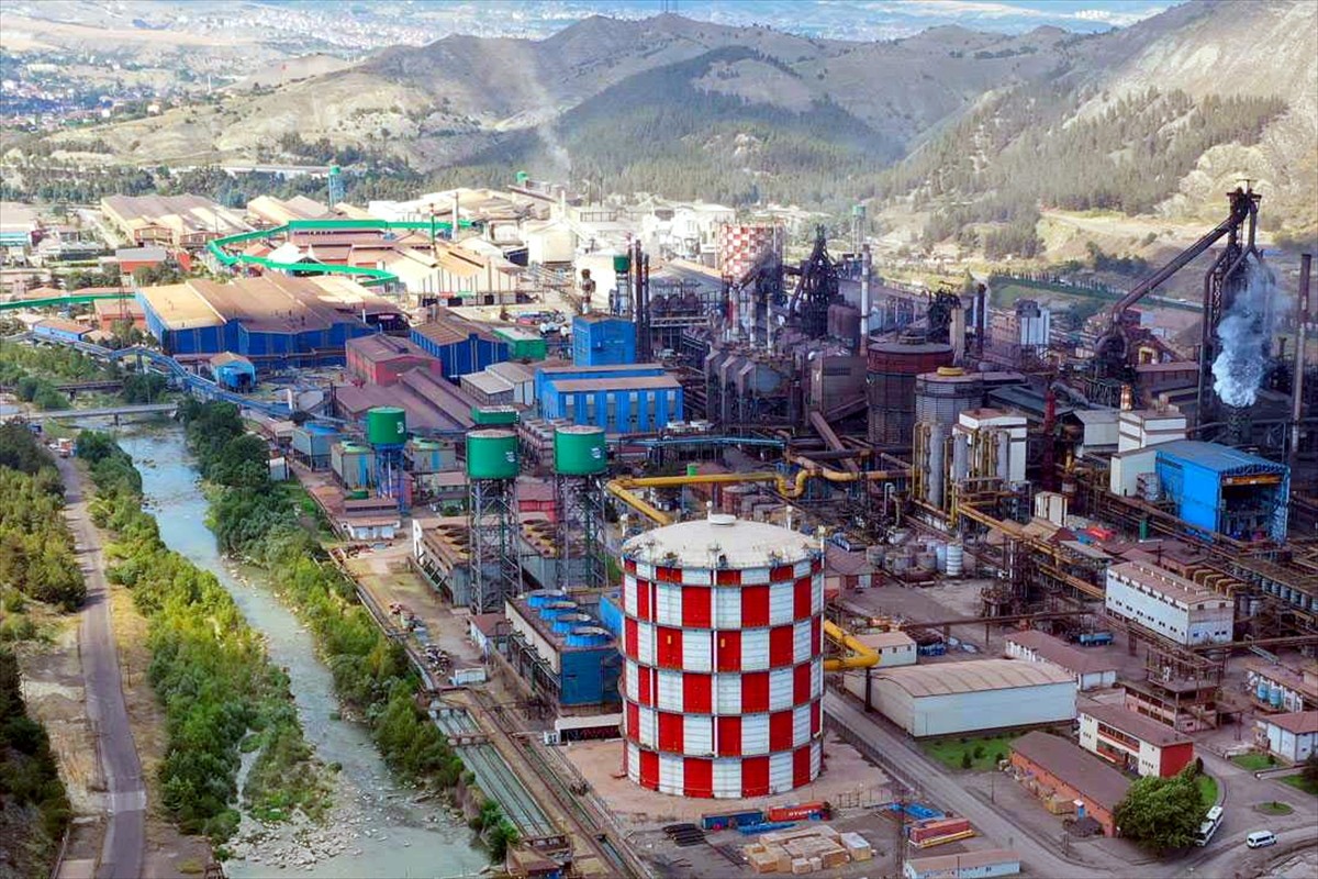 Karabük Demir ve Çelik Fabrikaları (KARDEMİR), 2025 yılının ikinci çeyreğinde 1 milyar 316 milyon...