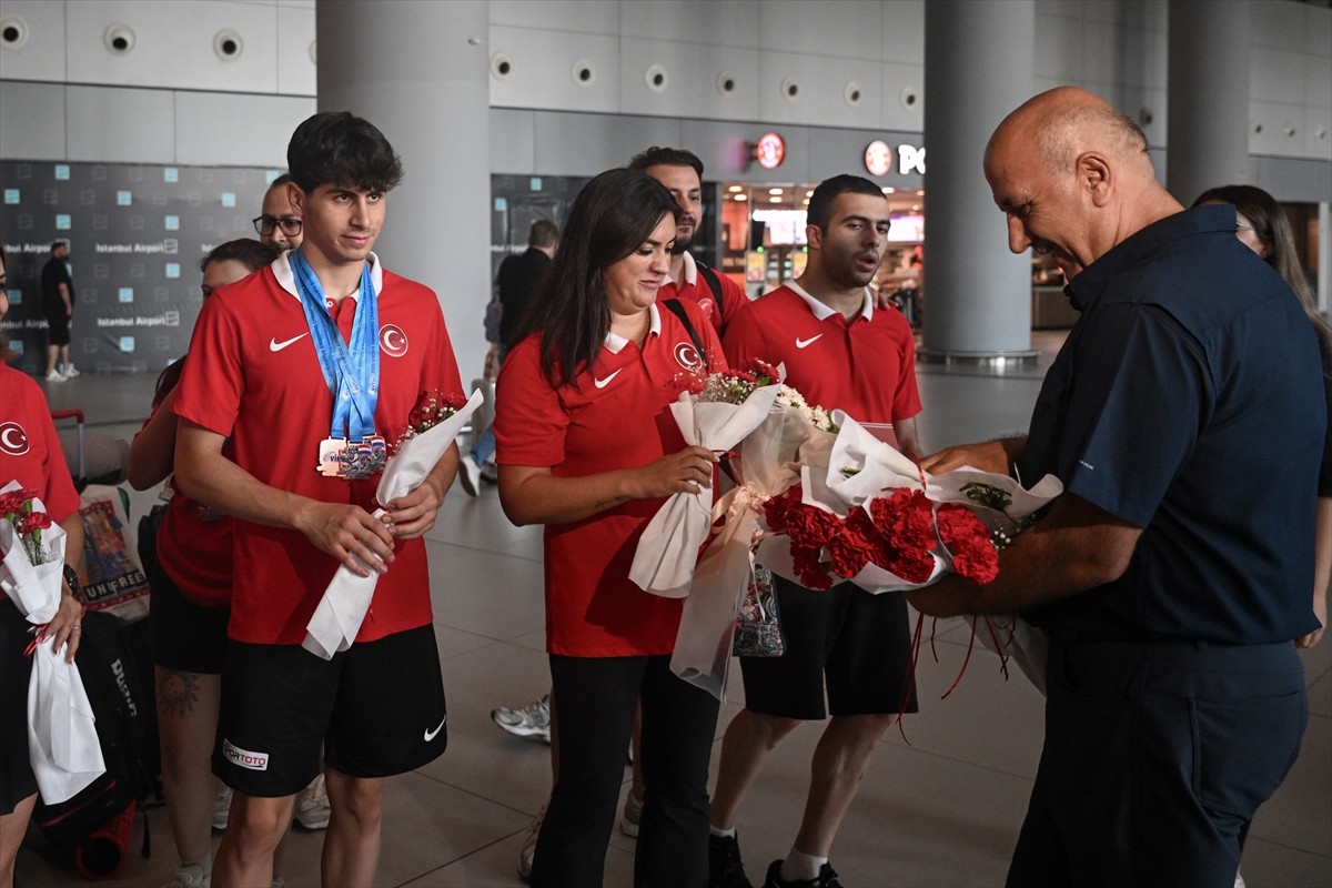 Tayland'da düzenlenen 2025 Büyükler ve Gençler VIRTUS Dünya Yüzme Şampiyonası'nda toplamda 12...