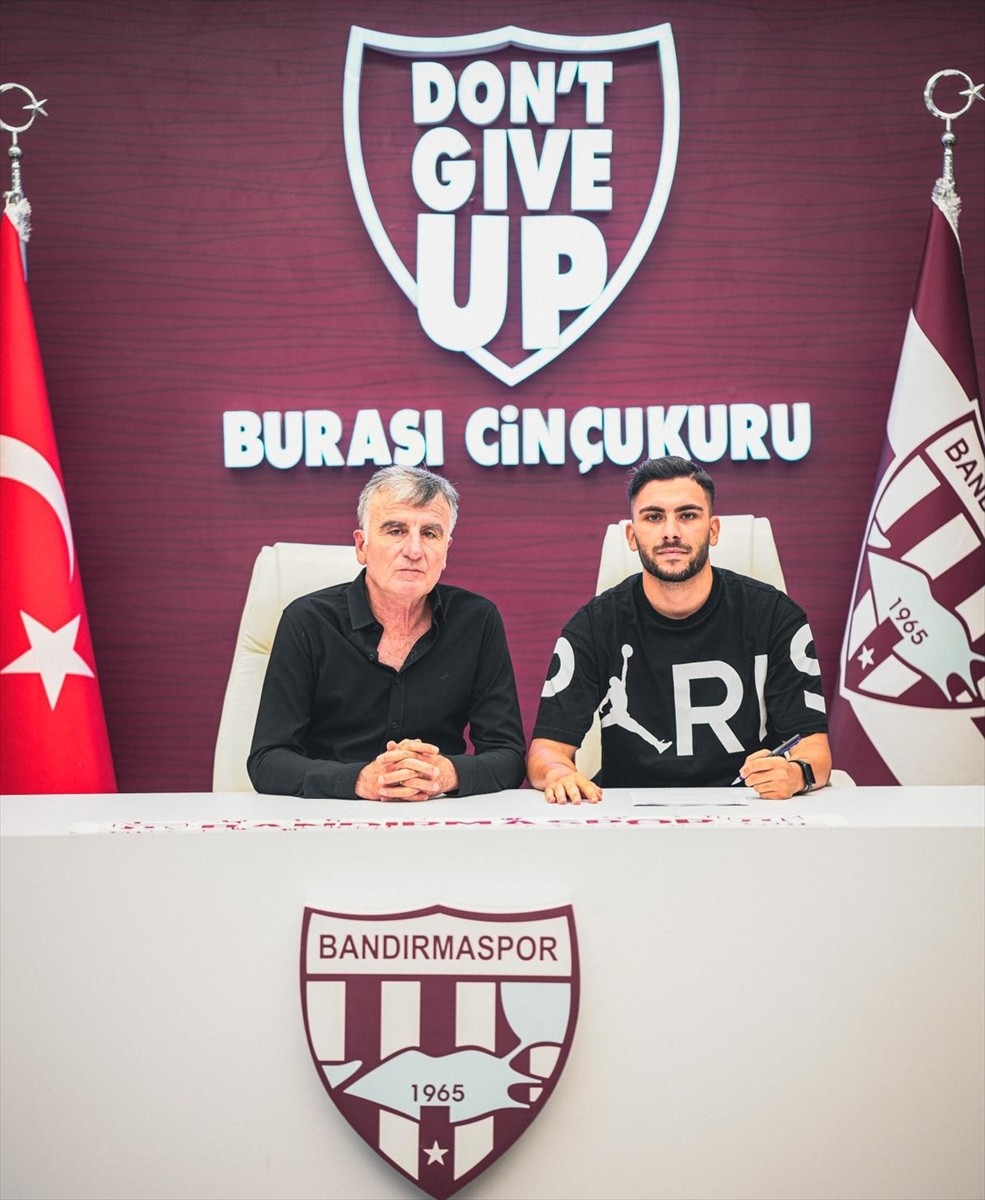Trendyol 1. Lig ekiplerinden Bandırmaspor, Yusuf Can Esendemir'i kadrosuna kattı.