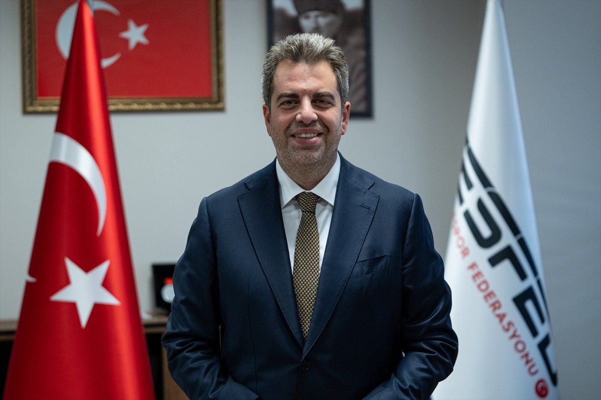 Türkiye Espor Federasyonu (TESFED) Başkanı Alper Afşin Özdemir, federasyonun hedeflerine ilişkin...