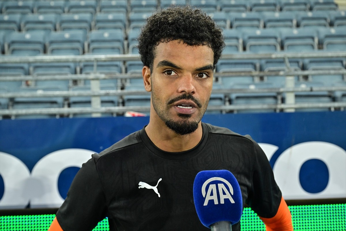 UEFA Konferans Ligi 3. eleme turunda Viking ile İstanbul Başakşehir takımları, Viking Stadı'nda...