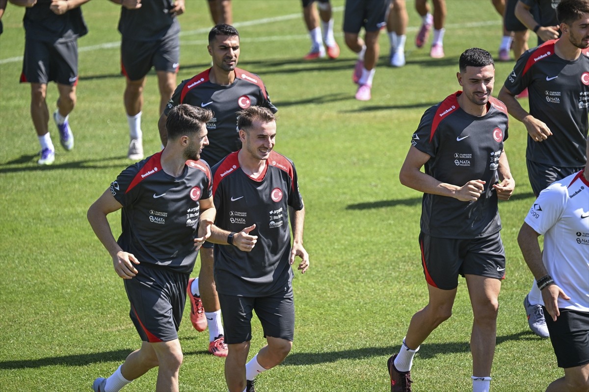 A Milli Futbol Takımı, 2026 FIFA Dünya Kupası Avrupa Elemeleri'nde yarın deplasmanda Gürcistan ile...