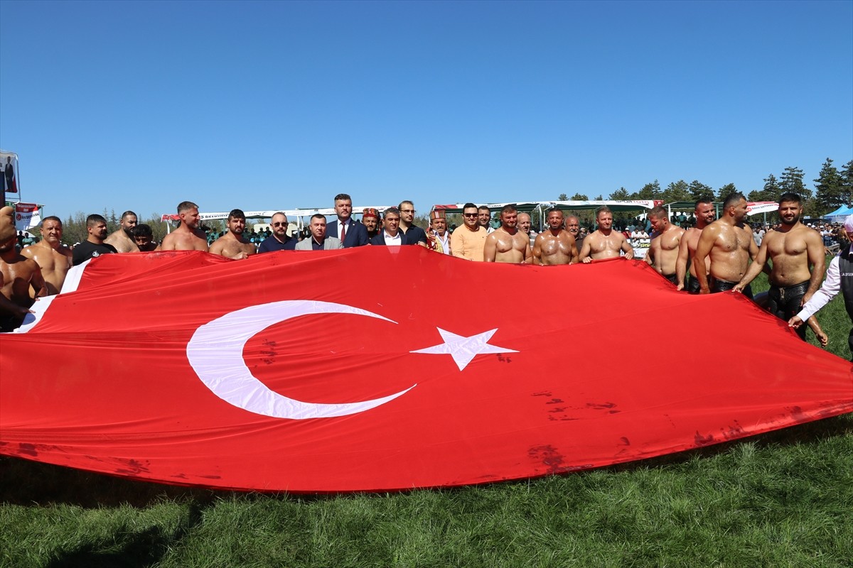 Amasya’nın Suluova ilçesinde, Suluova Belediyesi tarafından 1 Eylül Kültür ve Sanat Festivali...