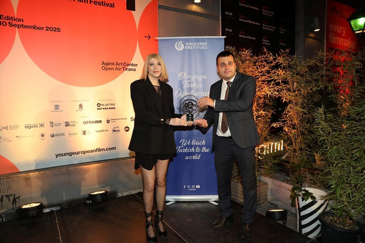 Arnavutluk'un başkenti Tiran'da Avrupa Gençlik Film Festivali (TEYFF) düzenlendi. Türkiye...