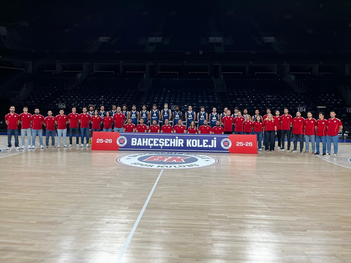 Bahçeşehir Koleji Erkek Basketbol Takımı'nda yeni sezon öncesi medya etkinliği gerçekleştirildi....