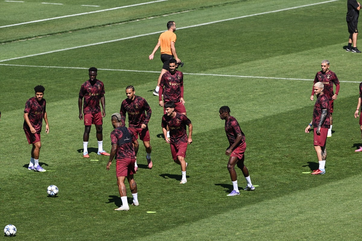 Galatasaray, UEFA Şampiyonlar Ligi'nin ilk haftasında yarın Alman ekibi Eintracht Frankfurt ile...