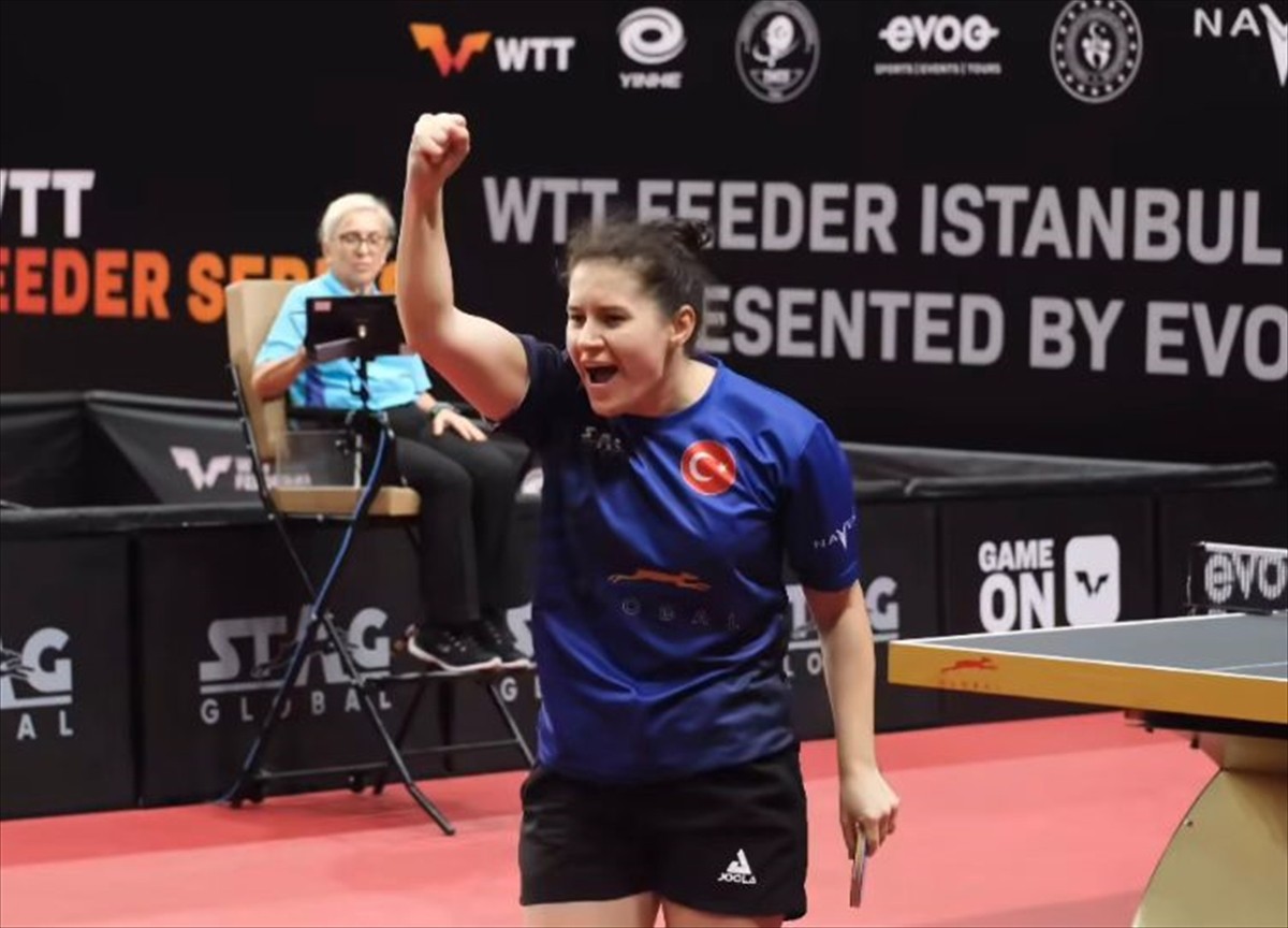 Milli masa tenisçi Sibel Altınkaya, İstanbul'da düzenlenen WTT Feeder Turnuvası'nda gümüş madalya...