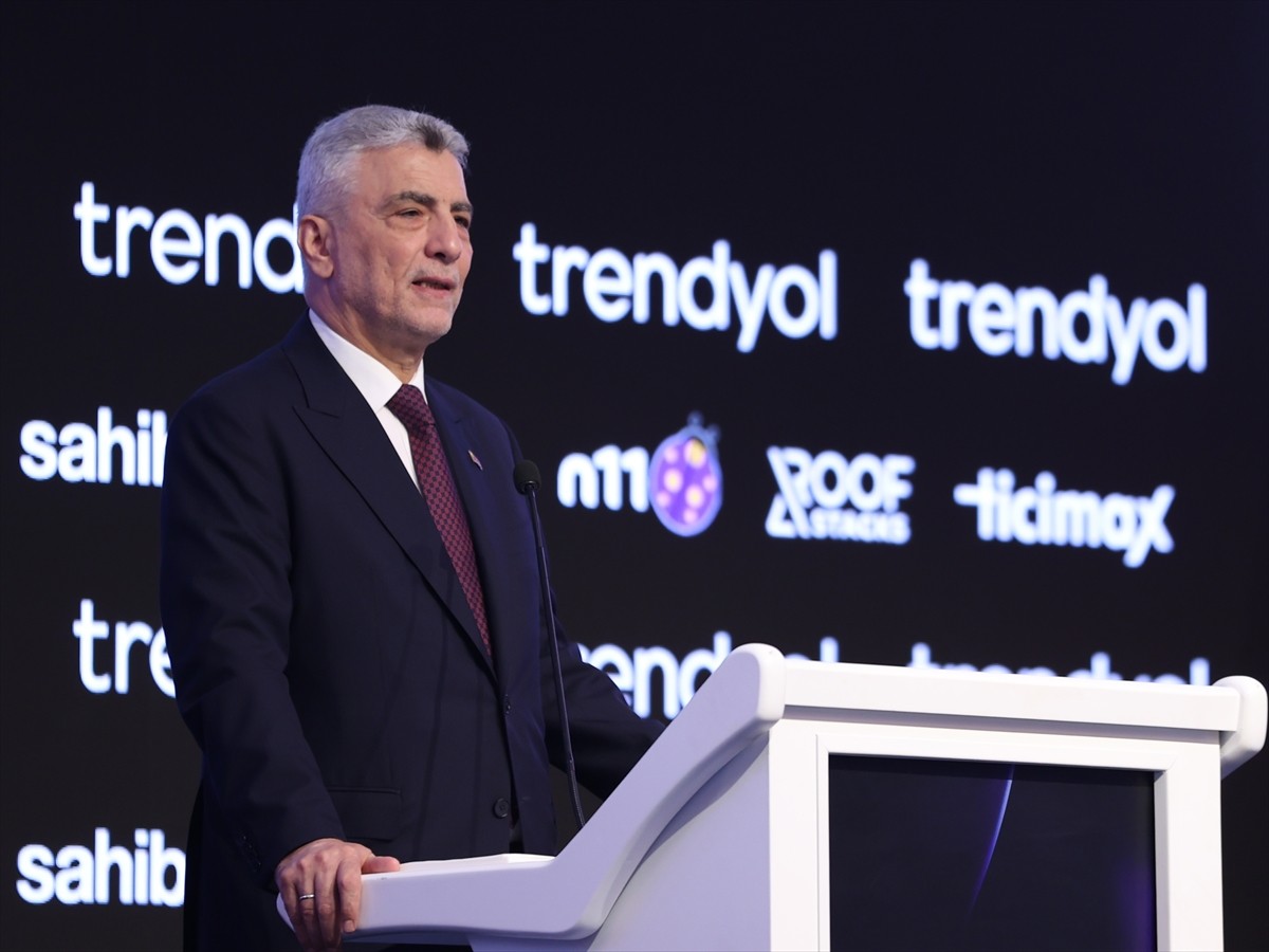 "Yapay Zeka Çağında e-Ticaretin Geleceği" zirvesi, Ticaret Bakanlığının himayesinde, İstanbul...