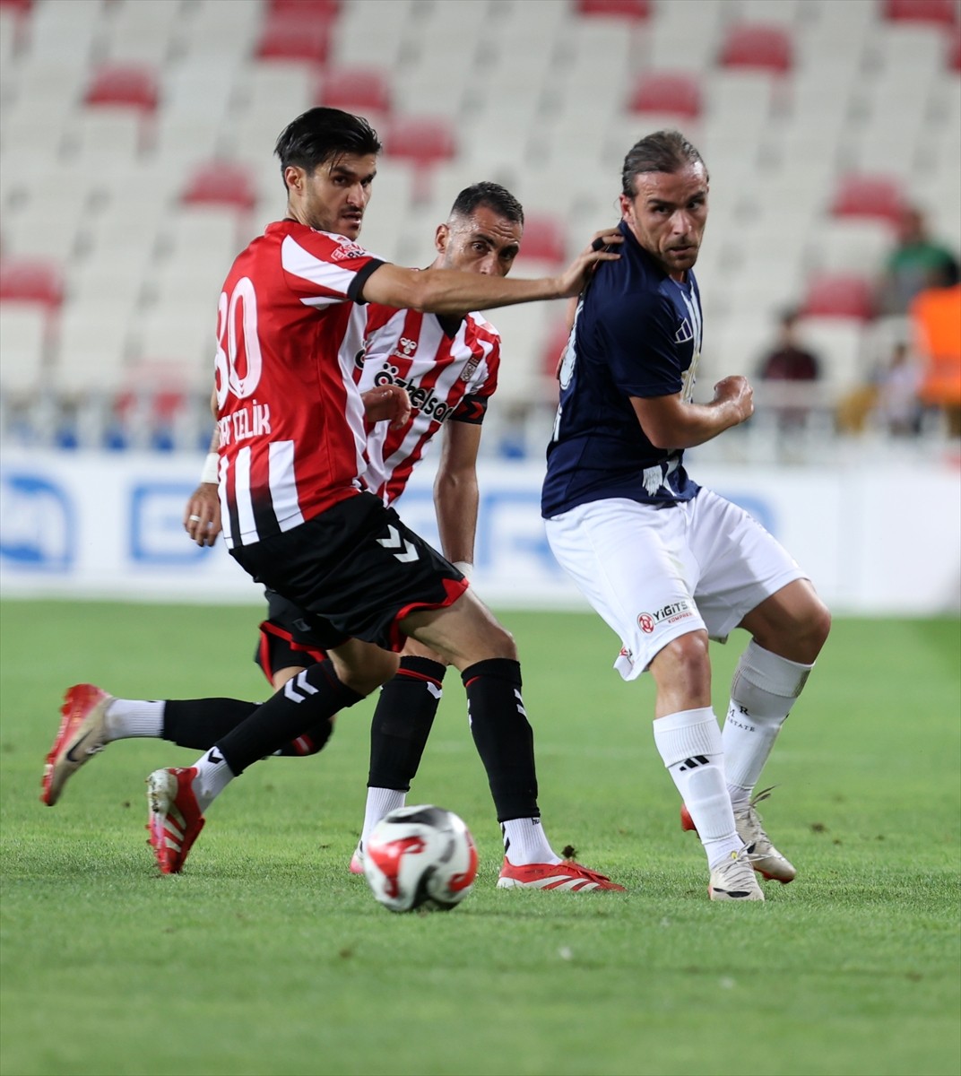 Trendyol 1. Lig'in 5. haftasında, Özbelsan Sivasspor ile SMS Grup Sarıyer, BG Grup 4 Eylül...