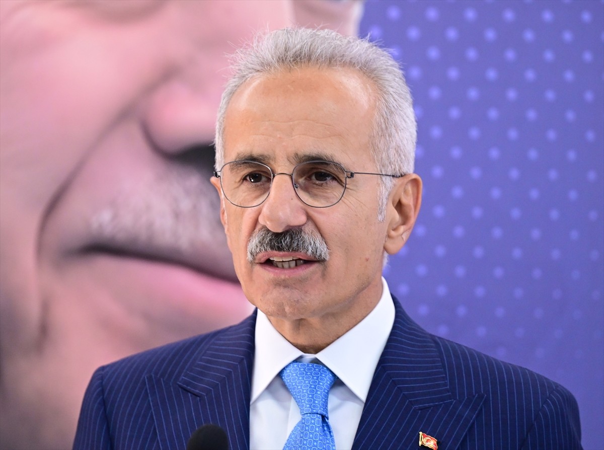 Ulaştırma ve Altyapı Bakanı Abdulkadir Uraloğlu, "Türkiye Yüzyılı Buluşmaları" kapsamında AK Parti...