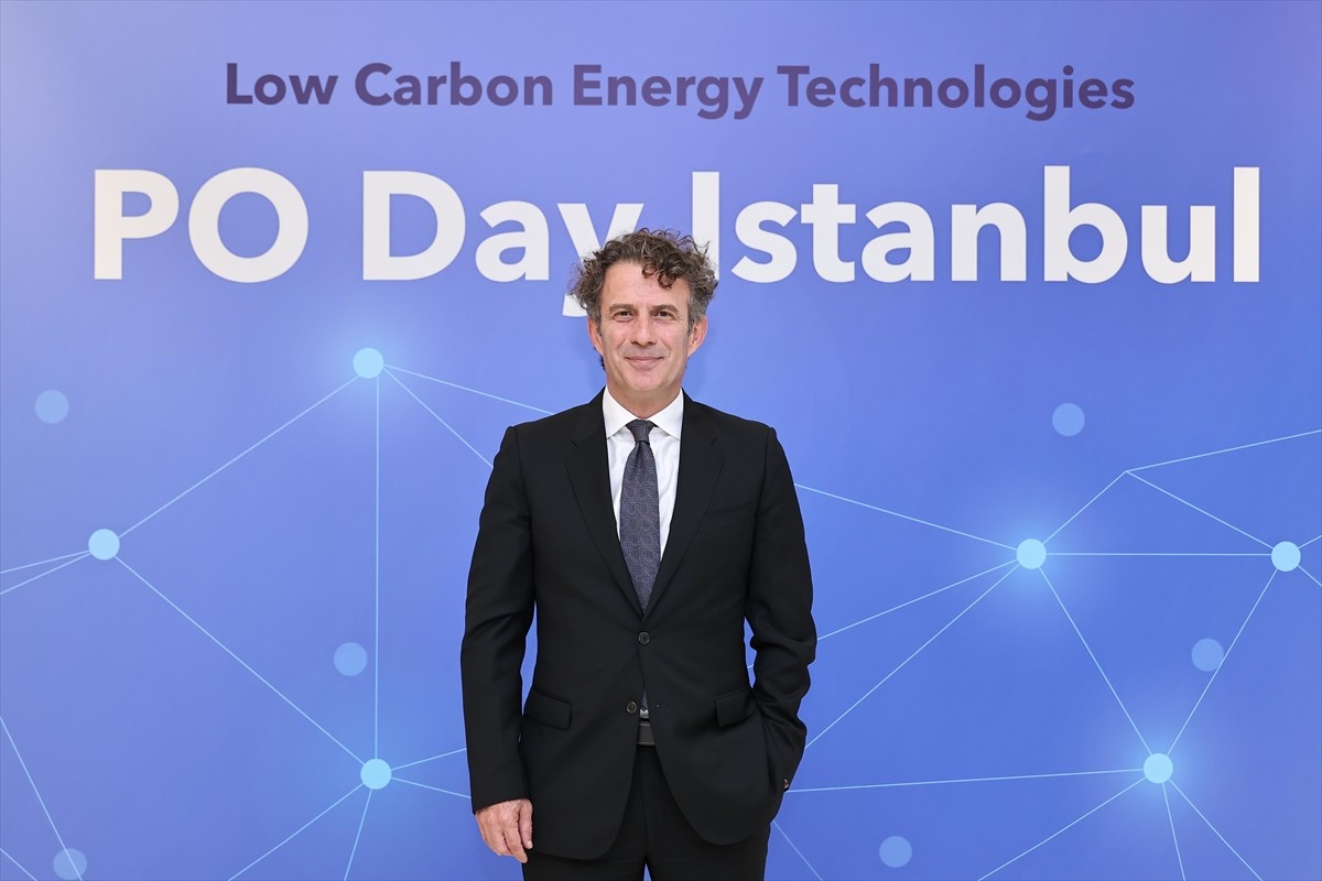 Yenilenebilir enerji teknolojilerine yönelik çok uluslu iş birliklerini desteklemek ve fikirlerin...