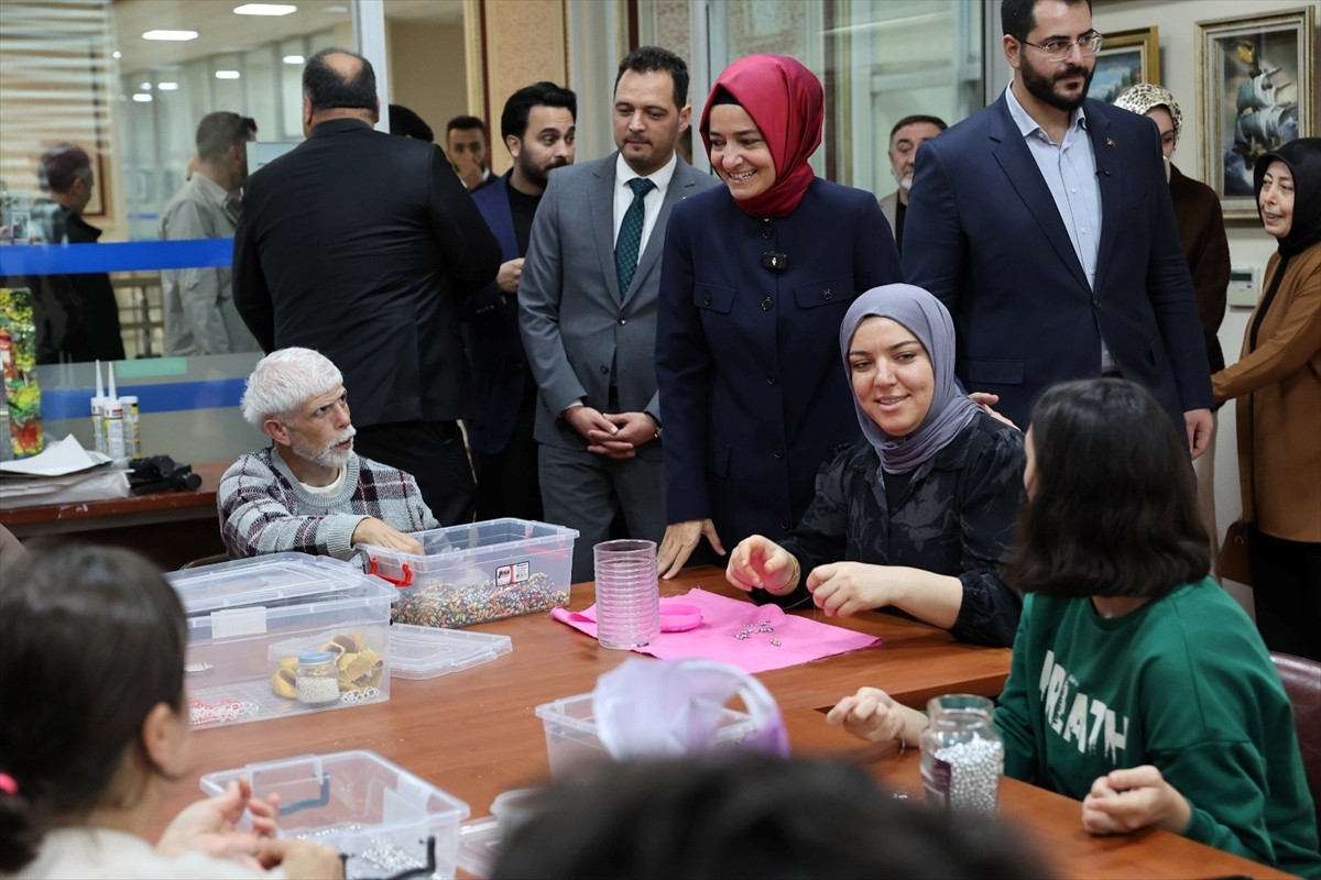 AK Parti Genel Başkan Yardımcısı Fatma Betül Sayan Kaya, Bağcılar Belediyesi Engelliler Sarayı ve...