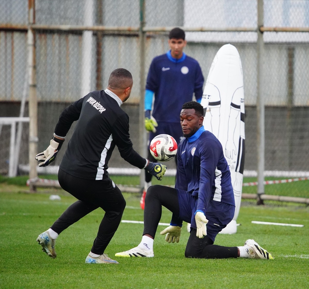 Çaykur Rizespor, Trendyol Süper Lig'in 10. haftasında deplasmanda Samsunspor ile yapacağı maçın...