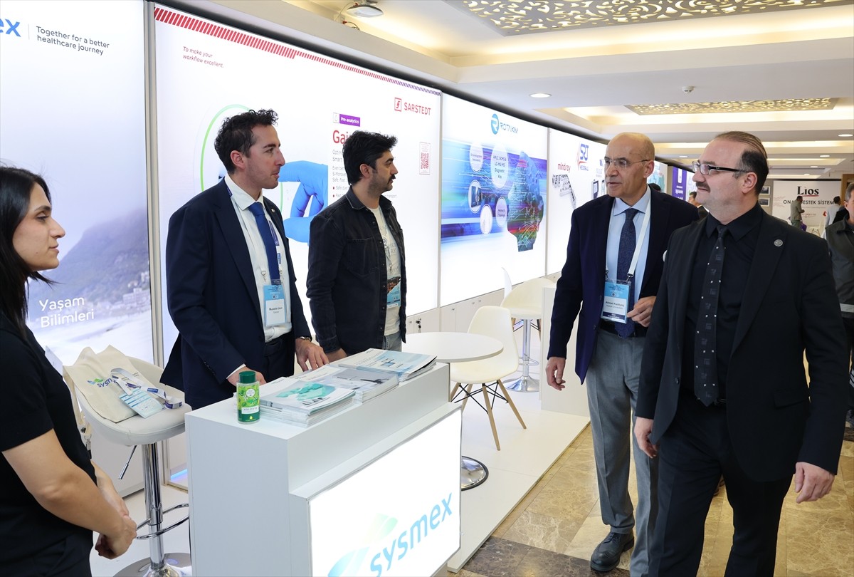 Erzurum'da, Türk Biyokimya Derneğince (TBD) yurt içi ve dışından bilim insanları, klinisyen...