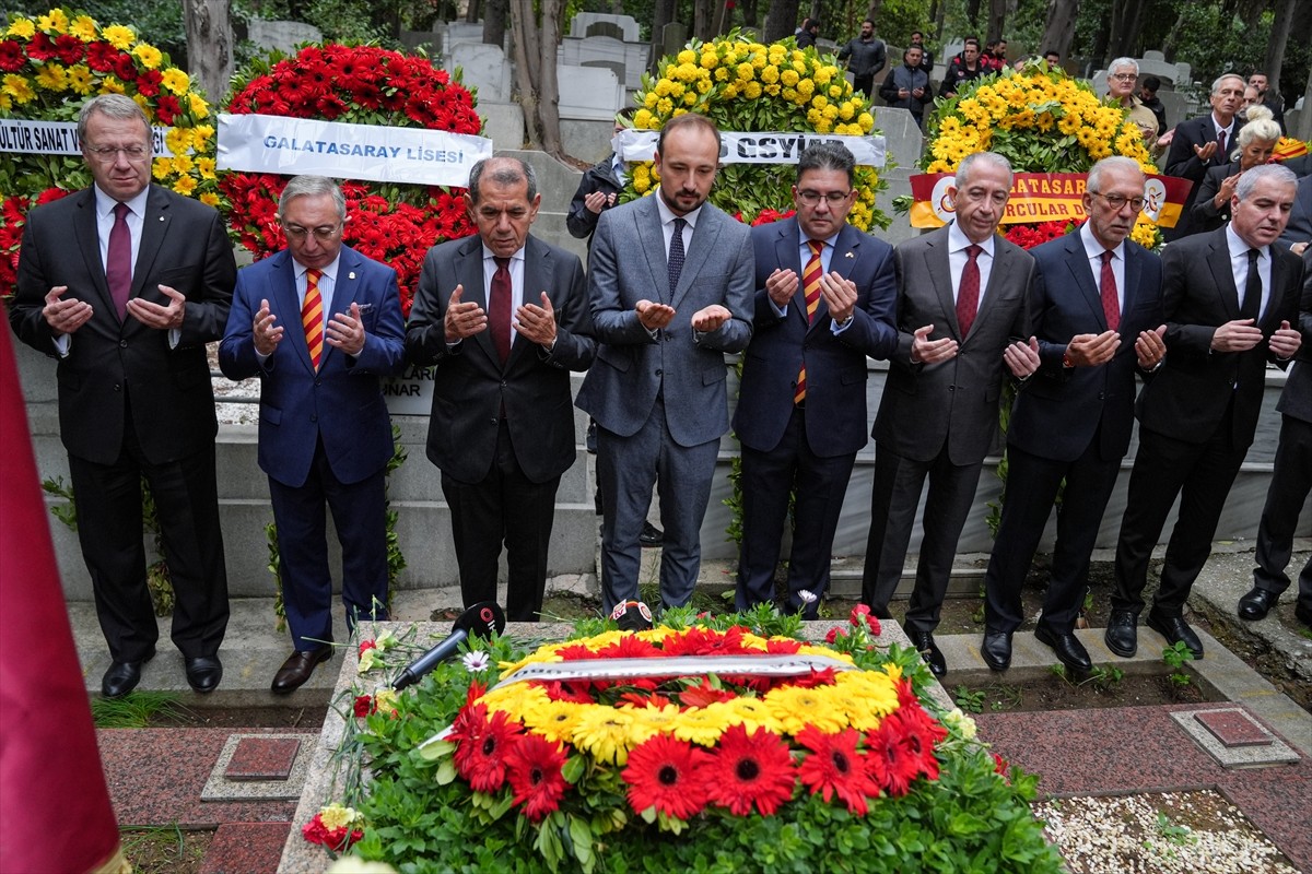 Galatasaray Kulübünün kurucusu Ali Sami Yen, kulübün 120. kuruluş yılı etkinlikleri çerçevesinde...