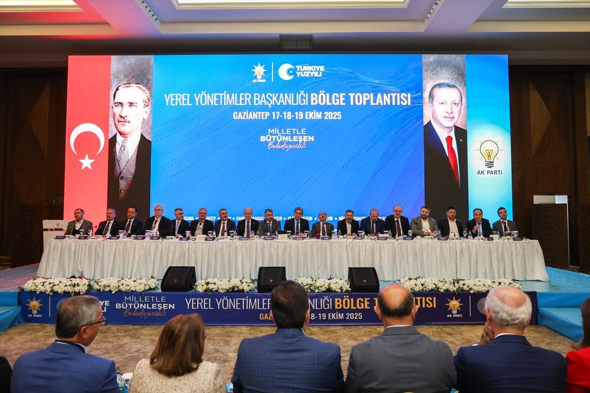 Gaziantep'te düzenlenen AK Parti Yerel Yönetimler Bölge Toplantısı sona erdi.