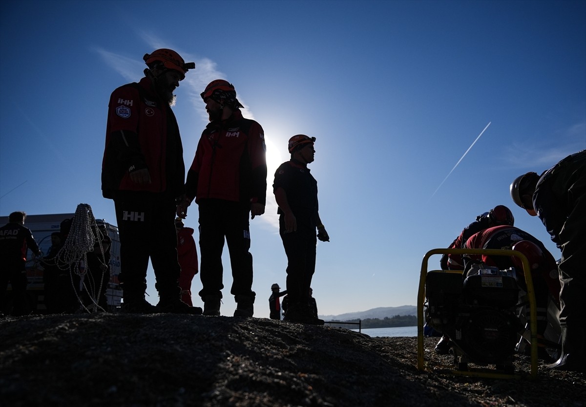 İçişleri Bakanlığının 2025 Yılı Tatbikat Programı kapsamındaki İzmir Yerel Düzey Masabaşı ve Saha...
