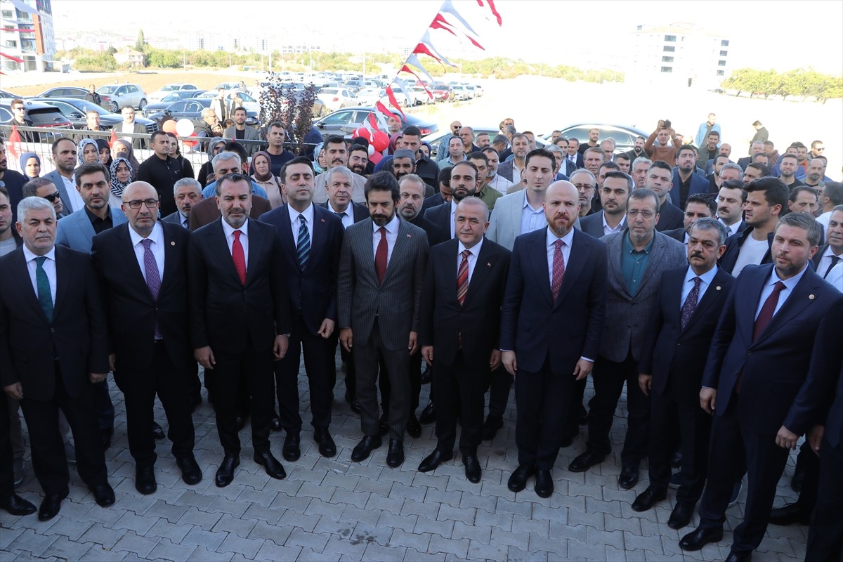 İlim Yayma Vakfı Mütevelli Heyeti Başkanı Bilal Erdoğan, Elazığ'da Mescid-i Aksa Kur'an Kursu'nun...