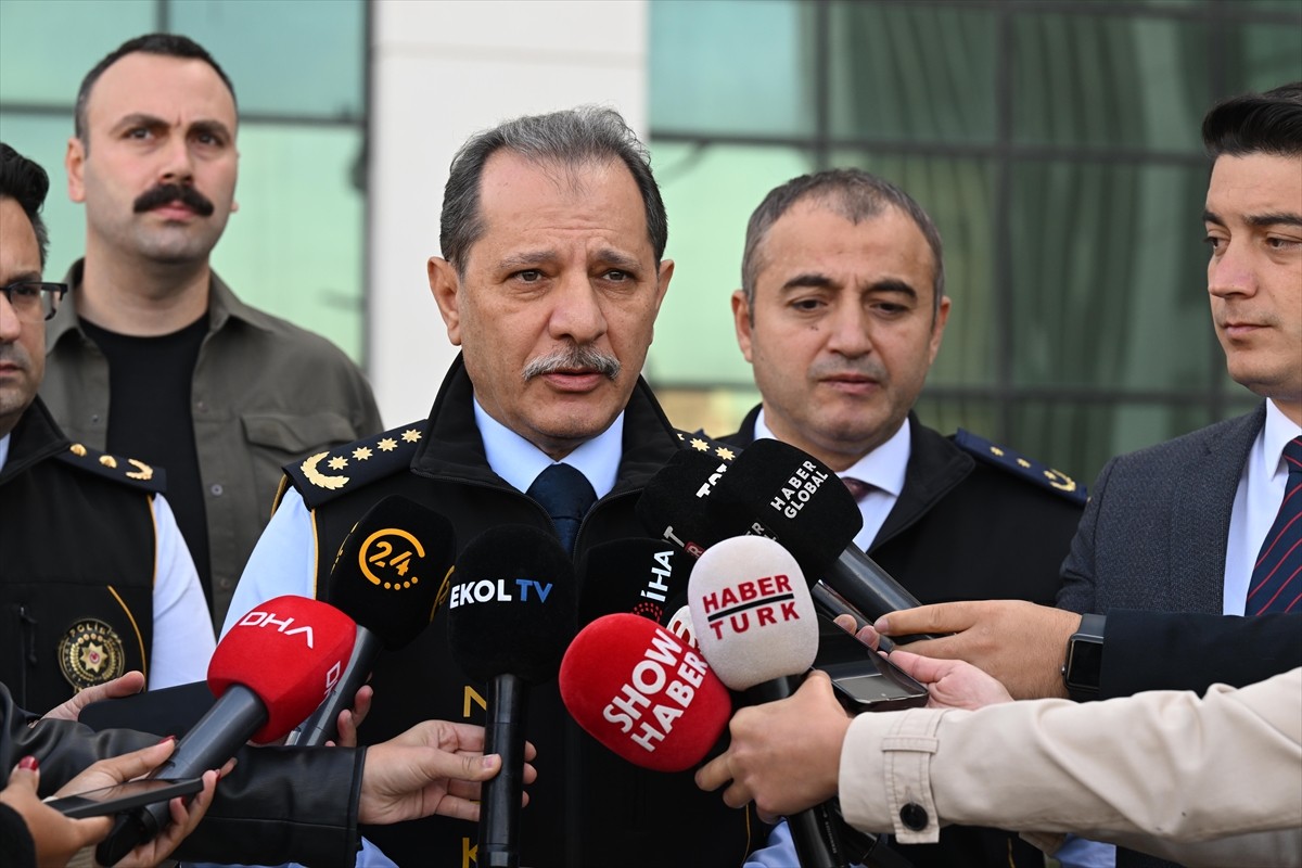 İstanbul merkezli uyuşturucu operasyonlarında 19 Eylül-18 Ekim tarihleri arasında gözaltına alınan...