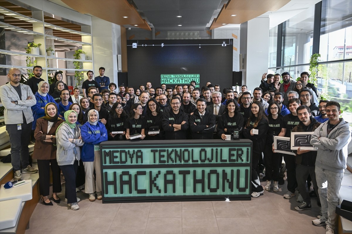 Medya teknolojileri alanında bir ilk olan "AA Medya Teknolojileri Hackathonu V2.0"ın 48 Saatlik...