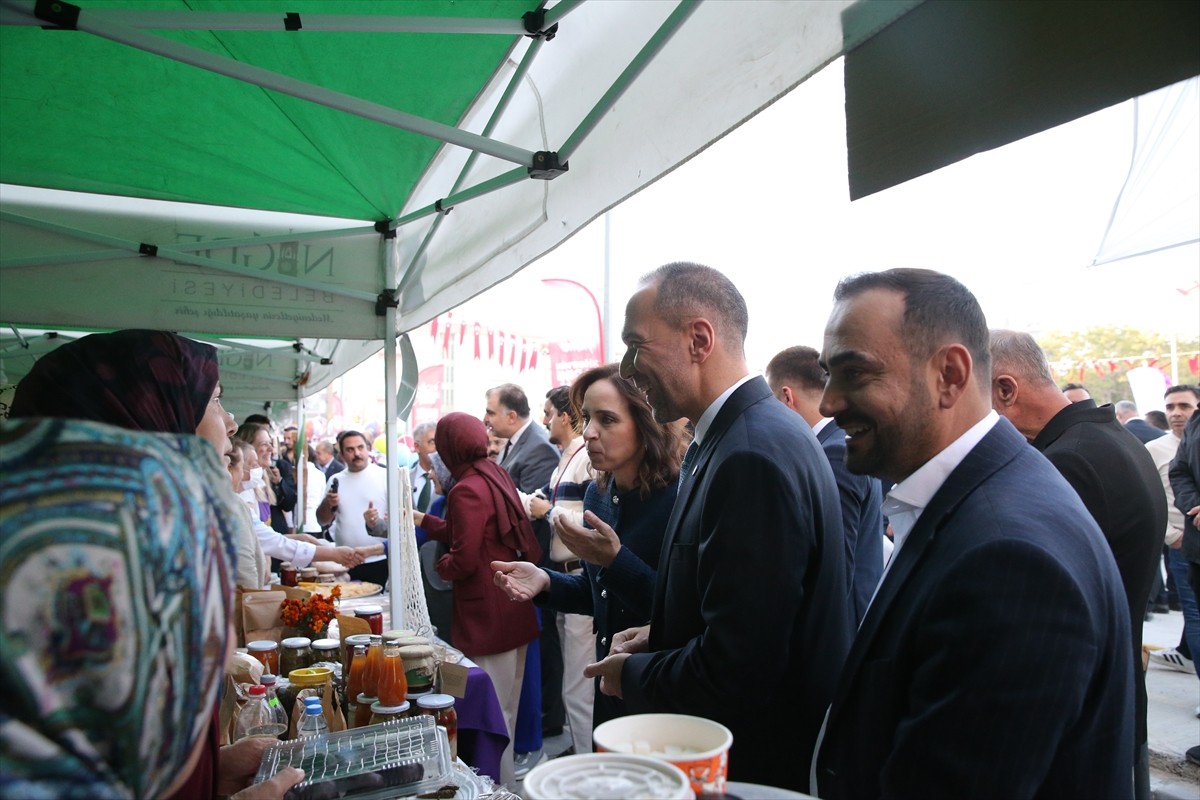 Niğde'de, Valilik, Belediye Başkanlığı, Ömer Halisdemir Üniversitesi ve Gastro Niğde Derneği...