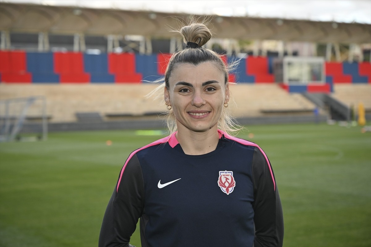 Turkcell Kadın Futbol Süper Ligi'nin son şampiyonu Ankara Büyükşehir Belediyesi (ABB) FOMGET...