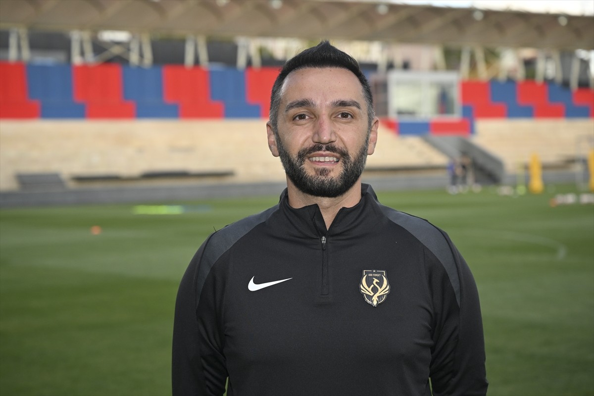 Turkcell Kadın Futbol Süper Ligi'nin son şampiyonu Ankara Büyükşehir Belediyesi (ABB) FOMGET...