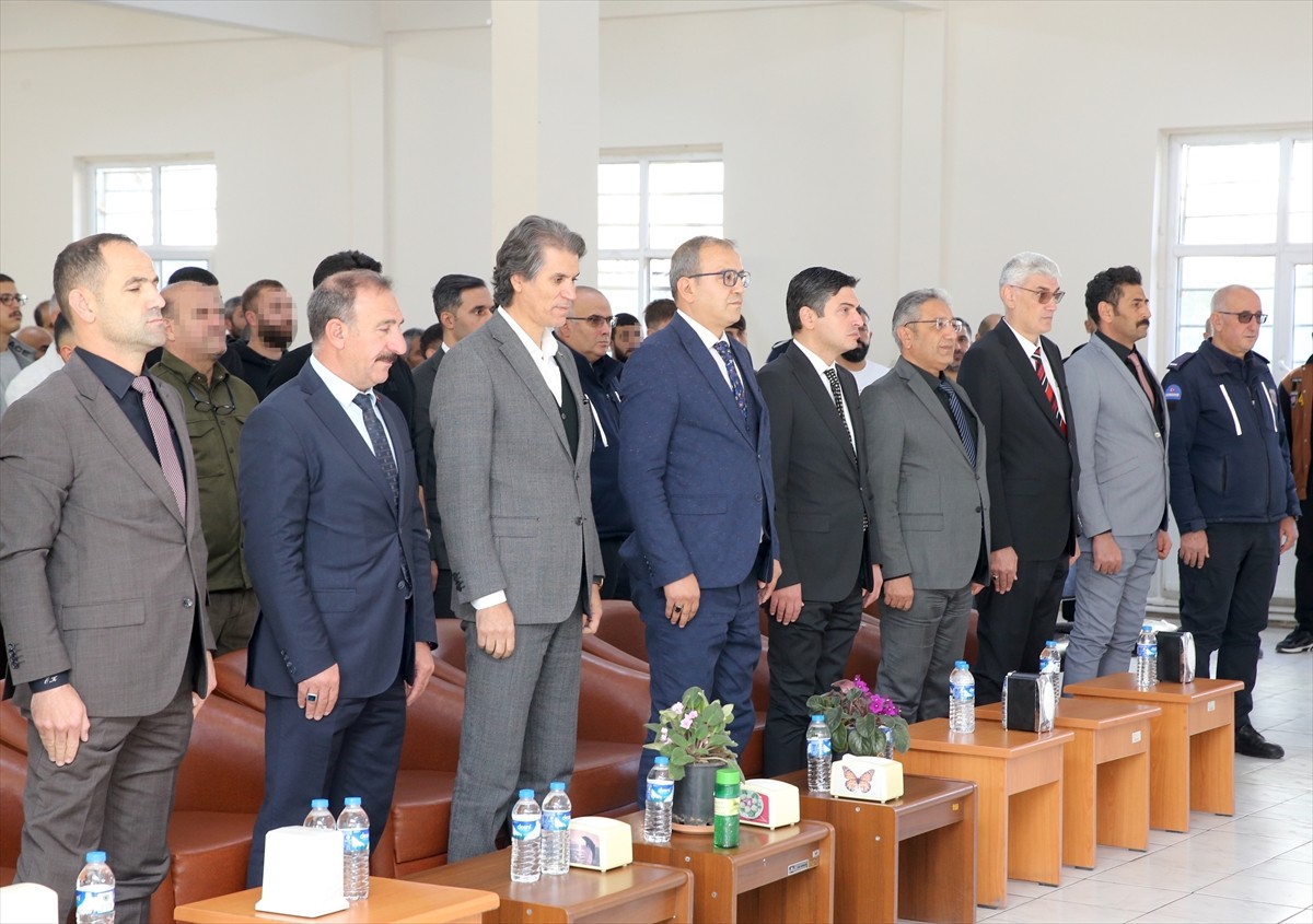 Türkiye'de ilk kez Erzurum'da başlatılan uygulamayla Dumlu Açık Ceza İnfaz Kurumu'nda 371 hükümlü...