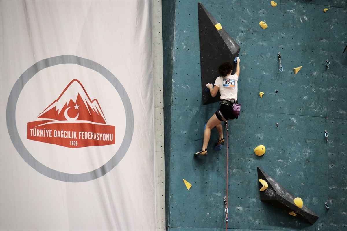 Türkiye Dağcılık Federasyonunun 2025 yılı faaliyet programında yer alan Spor Tırmanış Büyükler...