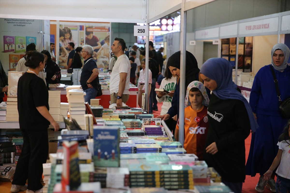 TÜYAP Fuarcılık Grubu tarafından, Türkiye Yayıncılar Birliği işbirliği, Diyarbakır Ticaret ve...