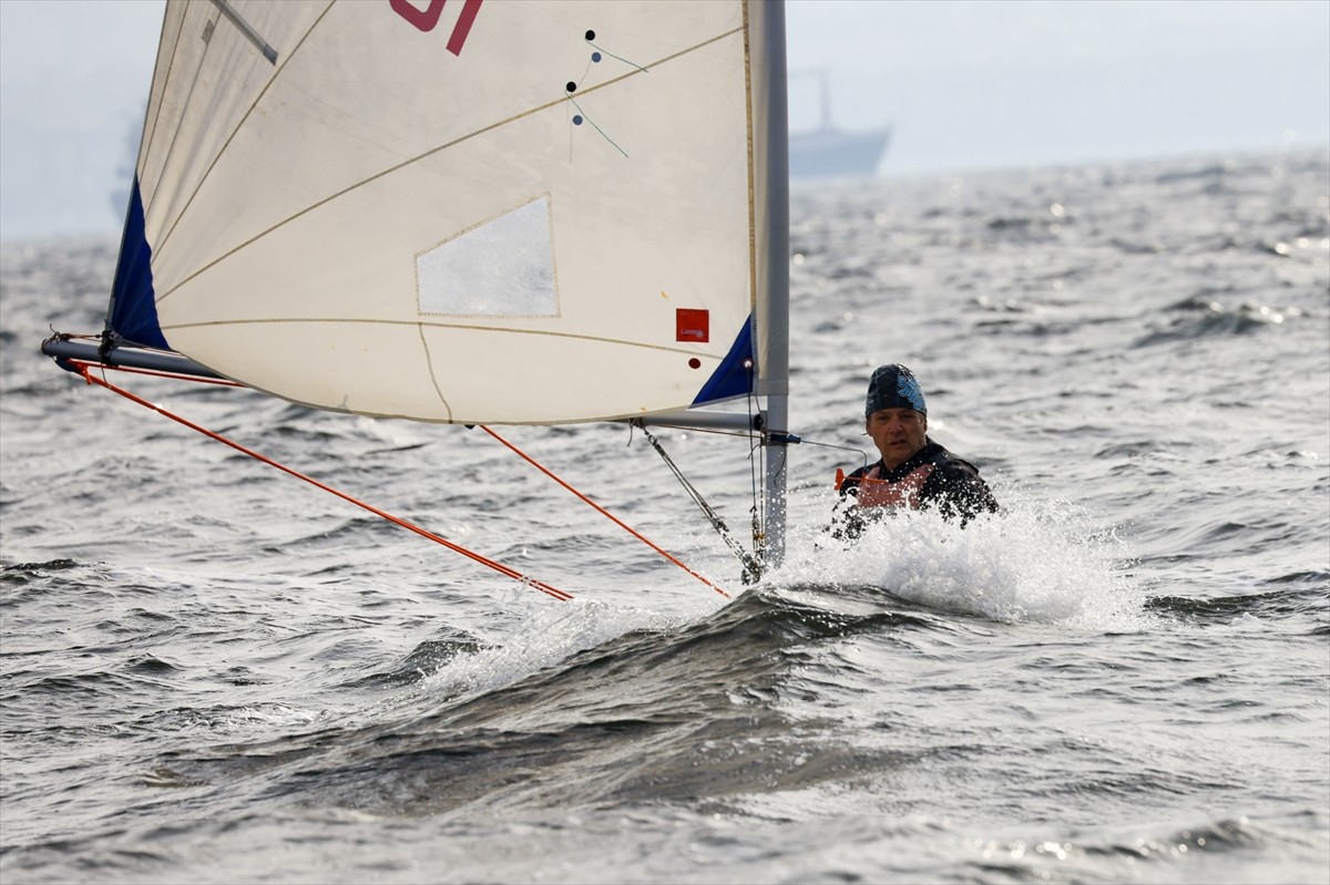 İzmir Gençlik ve Spor İl Müdürlüğü tarafından düzenlenen 29 Ekim Cumhuriyet Kupası Yelken...